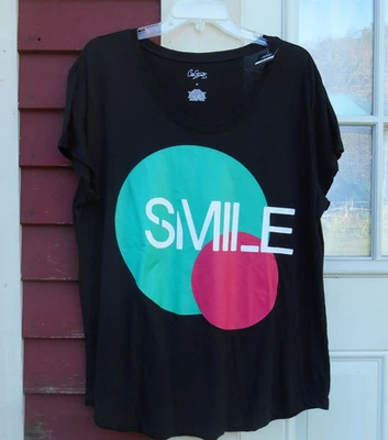 Camiseta City Streets Nueva Con Etiquetas Talla XL Negra "Sonríe" Manga Corta Cuello Redondo Algodón Foto 1 de 4