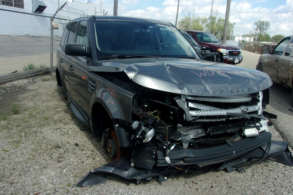 Used Fuel Pump Control Module fits: 2007 Land rover Range rover sport Fuel Pump - Image 1 of 4