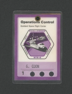 NASA 1982 Challenger STS-6 Shuttle Goddard Space Flight Center Access Badge Pass - Bild 1 von 2