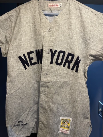 MICKEY MANTLE MITCHELL & NESS 1952 COOPERSTOWN COLLECTION AWAY JERSEY SIZE 44(L) Cover