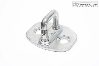 Chevrolet Malibu 2016-2023 cerradura puerta lado conductor o pasajero pestillo delantero OEM Foto 1 de 4