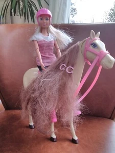 Steffi Love Barbie / Puppe mit Pferd - Bild 1 von 3