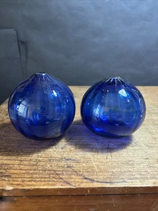 Bristol Blue Blown Glass Sphere Christmas Decoration - Picture 1 of 11