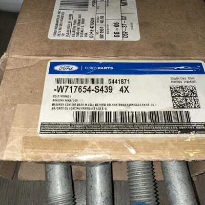 4 pernos de acoplamiento de engranaje de dirección Super Duty Ford OEM 17-22 F-450 W717654S439 Foto 1 de 2