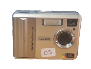 Kodak EasyShare C530 5,0-MP-Digitalkamera – silberfarben (O5) - Bild 1 von 7