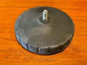 Numark TT1610 Turntable Parts - Rubber Foot (1) - Picture 1 of 2