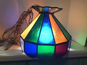 "Lámpara colgante de vidrio texturizado y transparente estilo Tiffany de 15"" de colección con escoria manchada con plomo" - Imagen 1 de 12