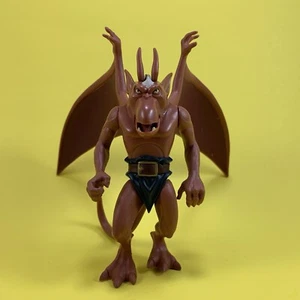 VINTAGE 90’s KENNER DISNEY GARGOYLES BROOKLYN ACTION FIGURE w WINGS & TAIL - Picture 1 of 11