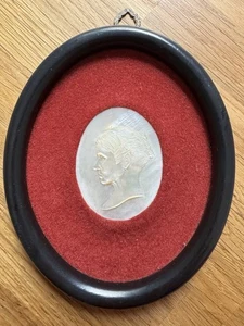Perlmutt-Cameo Miniature Reliefbild Vintage - Bild 1 von 4