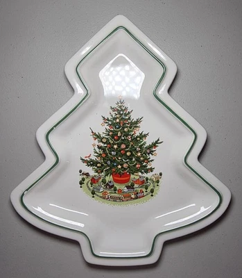 Pfaltzgraff Christmas Heritage Tree-Shaped Serving Platter – No Box - Image 1 of 4