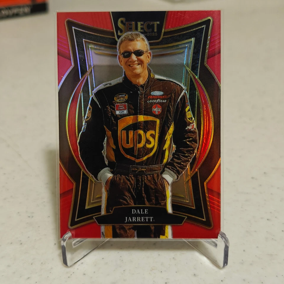 DALE JARRETT 2025 SELECT RACING NASCAR GRANDSTAND #24 RED PRIZM 102/125 - Изображение 1 из 1