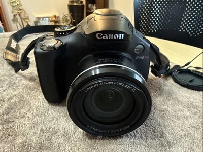 Canon Powershot XS40 HS 12.1 Megapixel 35x Optical Zoom Camera - Image 1 of 4