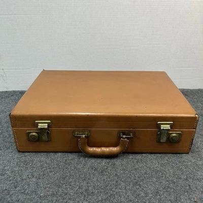 Vintage Presto Tan Leather Briefcase Suitcase 17.5x12x5” Brass Locks - Image 1 of 4