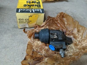 LUCAS GIRLING FRONT RIGHT BRAKE CYLINDER 4241-630 FITS TALBOT HILLMAN AVENGER - Picture 1 of 2