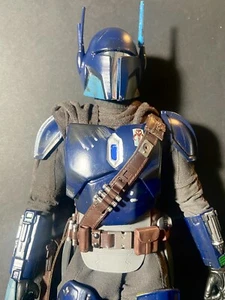 1/6 scale Custom Mandalorian W/ Hot Toys parts Bounty Hunter - Picture 1 of 12