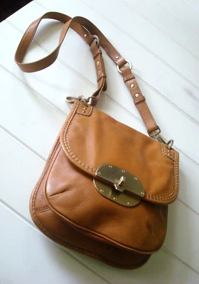 De colección Antiguo Tommy Hilfiger Marrón Imitación (?) Bolso bandolera de cuero wow Foto 1 de 4