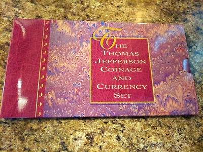 THOMAS JEFFERSON COINAGE AND CURRENCY SET RARE STAR 🌟 NOTE "LOW NUMBER" - Image 1 of 4