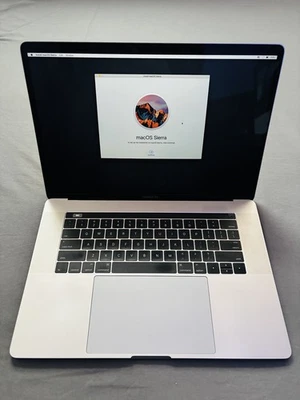 MacBook Pro 2017 15 pulgadas Foto 1 de 4