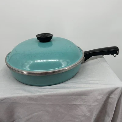 Sartén/salsa turquesa Club de aluminio de 10 pulgadas con tapa Foto 1 de 4