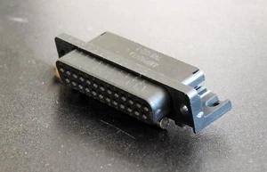 TE Connectivity-Amp p/n 745132-1 D-Sub DB25 25 pin female PCB mounted connector - Picture 1 of 10
