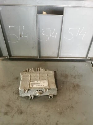 Centralina motore VW Polo 6N1 1.4 APQ 44kW 030906027AA 0261204617 - Immagine 1 di 4