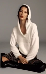 Anthropologie PILCRO Eyelash Hooded Sweater size 1X White Soft Fuzzy Pocket - Bild 1 von 16