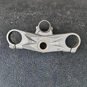 07 08 KAWASAKI NINJA ZX6R UPPER TRIPLE TREE - Picture 1 of 5