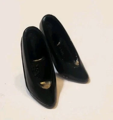 BARBIE HEELS PUMPS BLACK SIMPLE PLAIN 1990s FASHION STYLE CUTE DOLL SHOES Foto 1 de 3