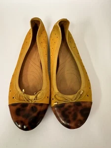 INDIGO by CLARKS $100 Mustard/Tortoise VALLEY STONE Perforated Flats 9.5M Nubuck - Picture 1 of 10