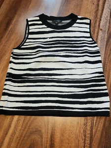 Ann Taylor Women's Black White Zebra Striped Sleeveless Knit Top Medium NWT - Picture 1 of 4