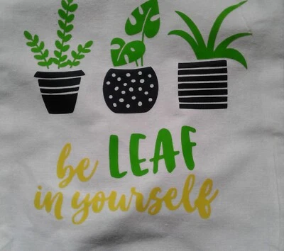 Camiseta gráfica hecha a mano para niños "Sé hoja en ti mismo" 100% algodón talla 7/8 hecha Foto 1 de 4