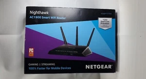 NETGEAR Nighthawk AC1900 Smart WiFi Router (‎R7000-100NAS) - Picture 1 of 2