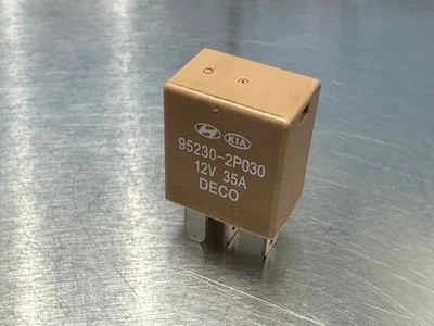 Genuine Hyundai-Kia Relay 95230-2P030 - One Year Warranty - Image 1 of 2