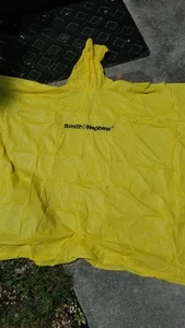 2 SMITH & NEPHEW YELLOW RAIN PONCHOS 1 SIZE FITS ALL - Picture 1 of 20