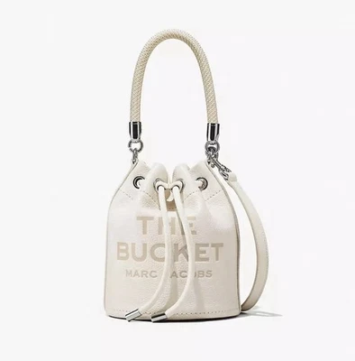 Bolsa tiracolo Marc Jacobs The Leather pequena balde algodão/prata - Imagem 1 de 4