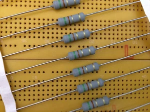 5.1 Ohm 5% 2W Metal Oxide Film Resistor Flame Proof Vishay SXA0617 Multi Qty - Picture 1 of 2