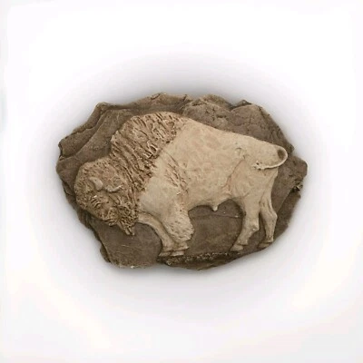 Placa colgante de pared de búfalo bisonte (fundición) piedra cerámica moldeada escultura 6 lb Foto 1 de 4