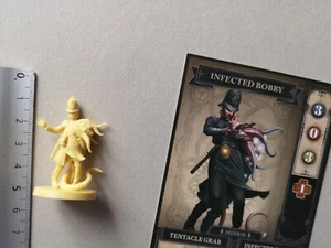 INFESTED BOBBY MINIATURE+CARD STEAMPUNK VIKTORIANISCH/RISE OF MOLOCH/WORLD SMOG/G919 - Bild 1 von 1