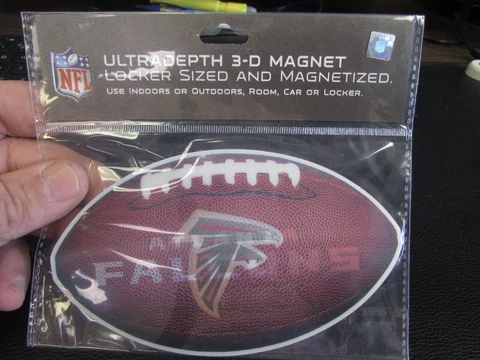 Atlanta Falcons -  Officially Licensed 3D Magnet - Mint Unopened Cover