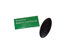 Fujifilm Wireless Remote Controller RC-1 for 35mm and APS Cameras - Picture 1 of 16