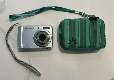 Polaroid A500 5.0 MP Digital Camera/Silver + Case/Strap/4GB SD Card - Tested - Image 1 of 4