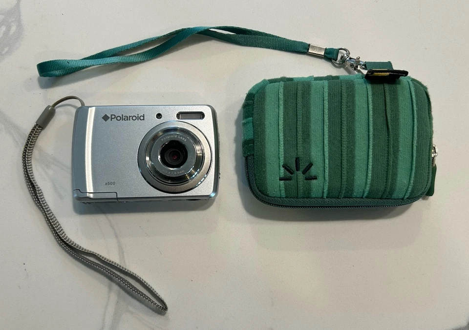 Polaroid A500 5.0 MP Digital Camera/Silver + Case/Strap/4GB SD Card - Tested - Image 1 of 4