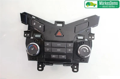 Centralina climatizzatore ORIGINALE CHEVROLET CRUZE Station Wagon (J308) 2013 - Immagine 1 di 3