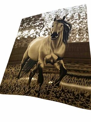 Manta/tiro caballo galopante filas de lanzamientos. 6O”x72” Foto 1 de 4