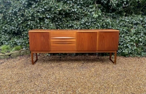 VINTAGE MID CENTURY A.H MCINTOSH OF KIRKCALDY TEAK SIDEBOARD - Picture 1 of 15