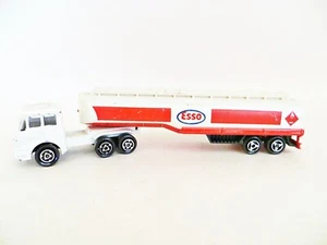 MAJORETTE 364 'MERCEDES-BENZ ESSO PETROL TANKER LORRY'. 1:100. VINTAGE. GOOD. - Picture 1 of 8