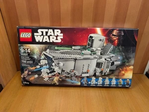 NEU Lego Star Wars First Order Transporter 75103 mit 7 Minifiguren 792 Stck. VERSIEGELT - Bild 1 von 11