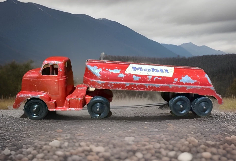 Vintage 1960 Tootsietoy of Chicago, Chevrolet Truck with Mobil Trailer - Image 1 of 4