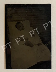 Antique Photo of a Beautiful African American Baby  Dark Photo Glossy Pinholes - Bild 1 von 7