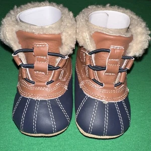 Robeez First Kicks 9-12 Month Connor Style: Duck Boot Look 100% Leather Upper - Picture 1 of 8